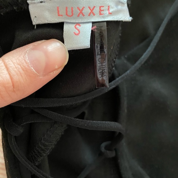 Mendocino dress - Picture 3 of 3